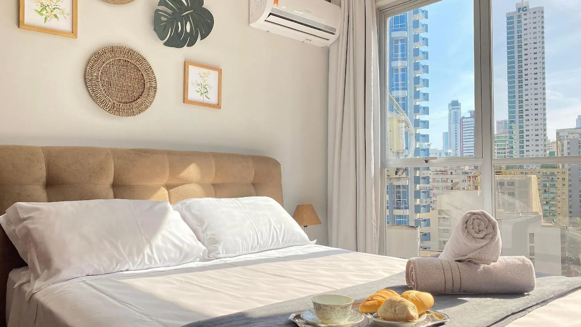 Prg82 - Climatizado, 3 Dorm, Prox Av Brasil, Amplo Apartamento Balneário Camboriú