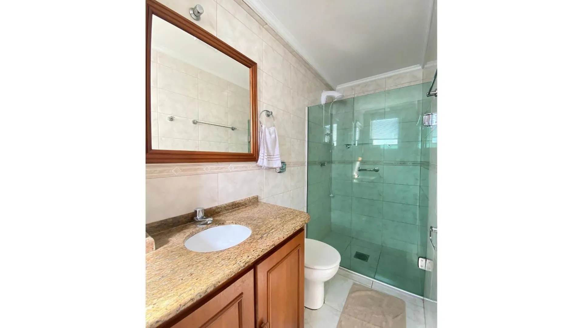 Prg82 - Climatizado, 3 Dorm, Prox Av Brasil, Amplo Apartamento Balneário Camboriú Brasil