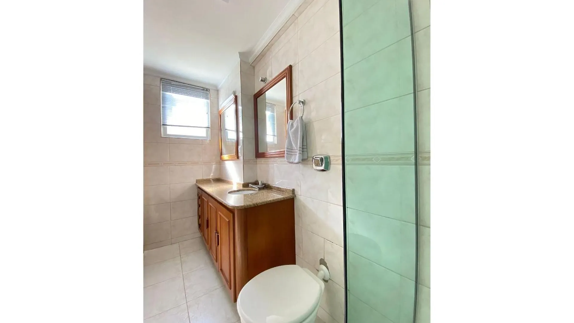 Prg82 - Climatizado, 3 Dorm, Prox Av Brasil, Amplo Apartamento Balneário Camboriú Brasil