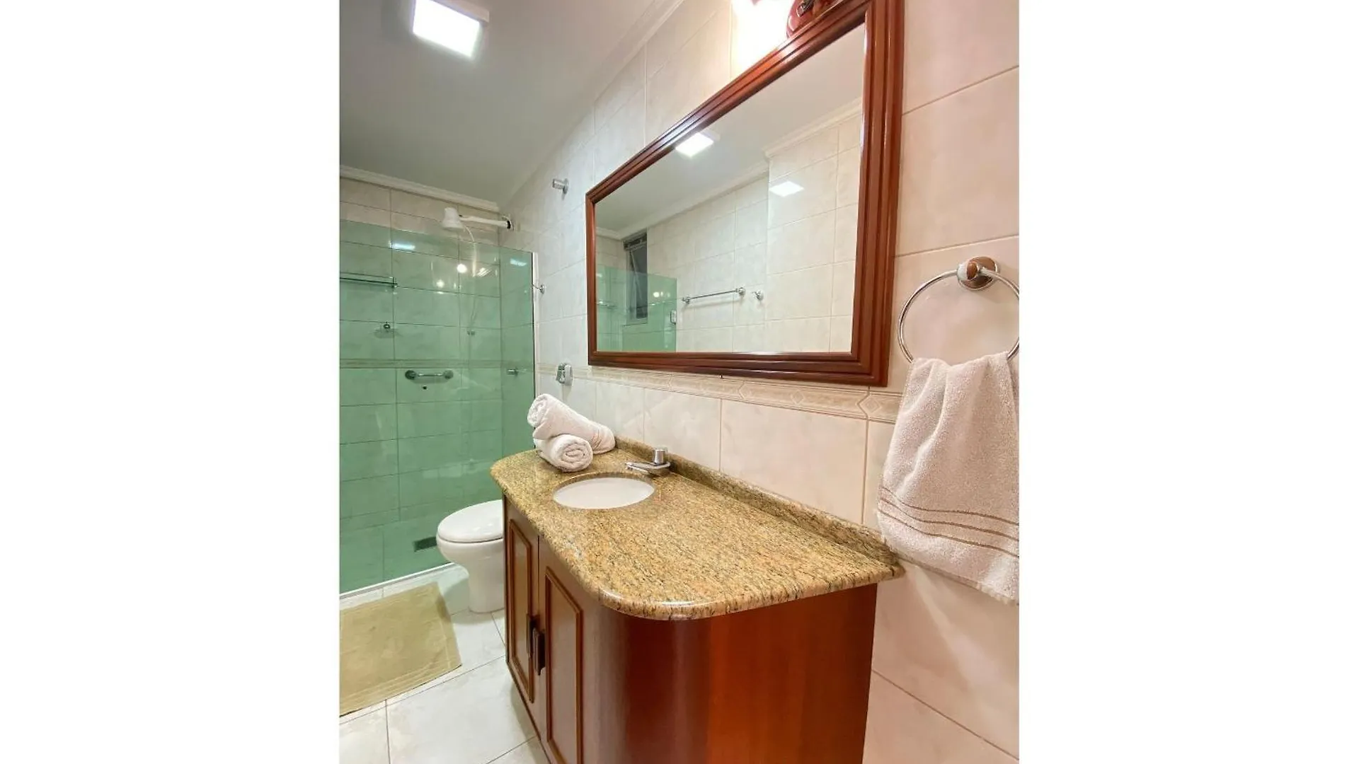 Prg82 - Climatizado, 3 Dorm, Prox Av Brasil, Amplo Apartamento Balneário Camboriú