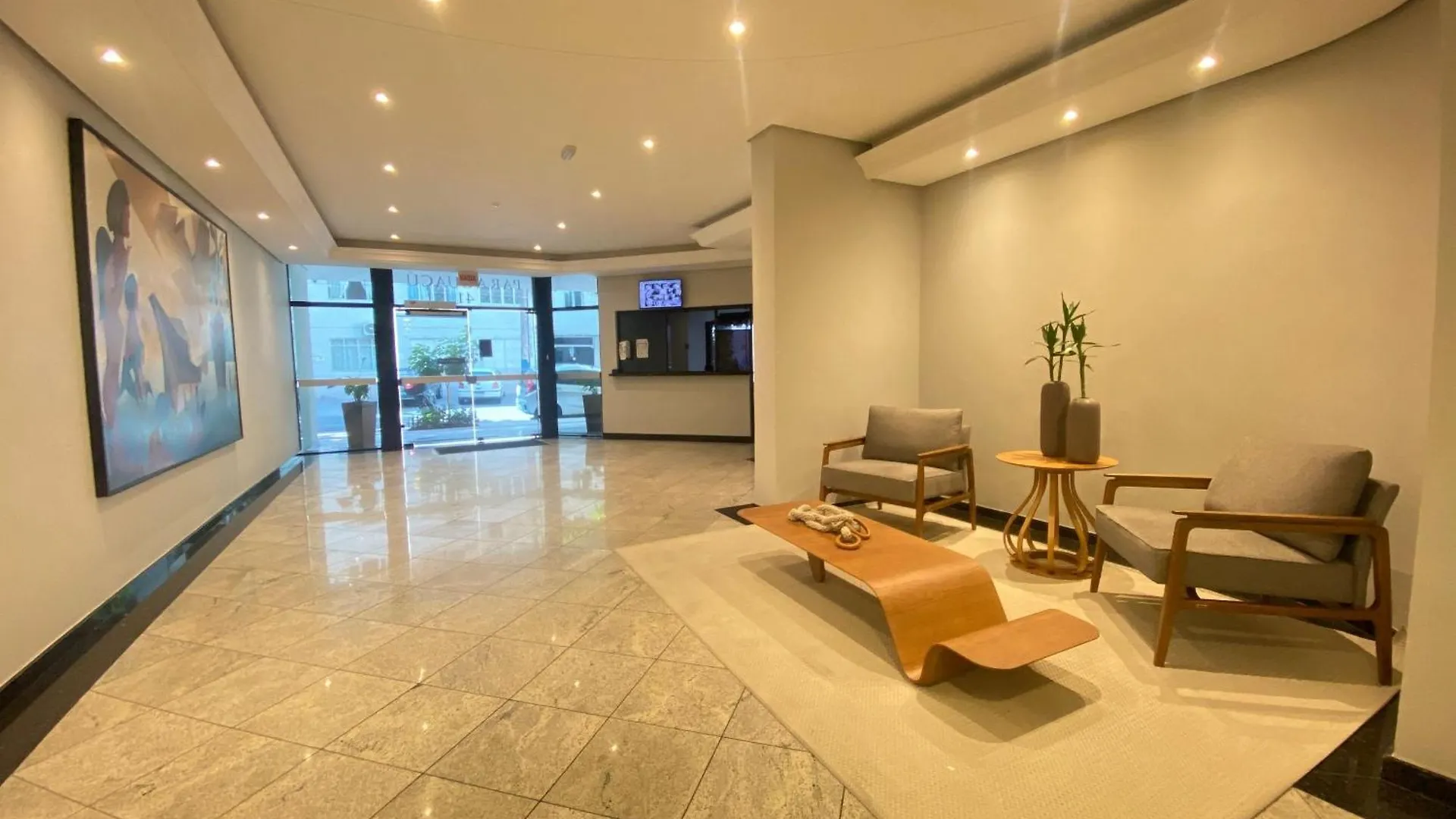 Prg82 - Climatizado, 3 Dorm, Prox Av Brasil, Amplo Apartamento Balneário Camboriú