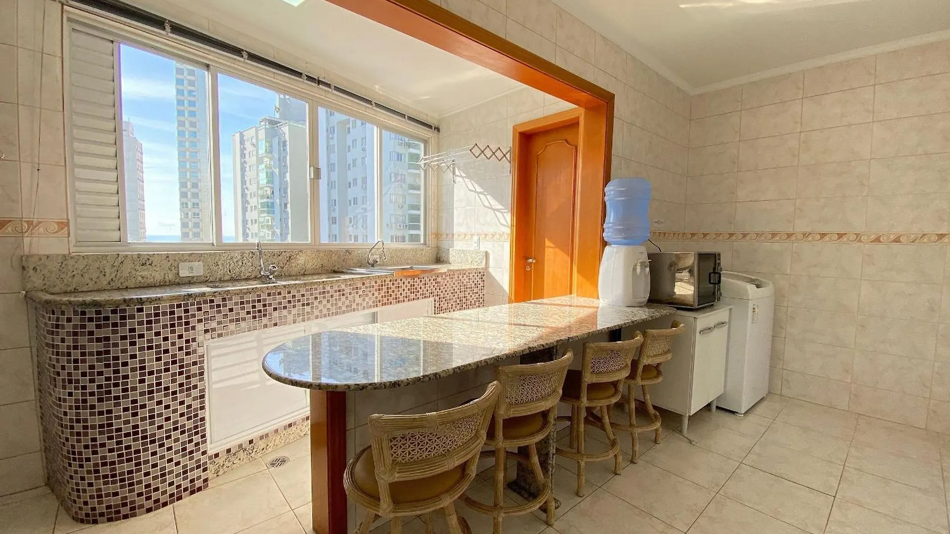 Prg82 - Climatizado, 3 Dorm, Prox Av Brasil, Amplo Apartamento Balneário Camboriú 0*,