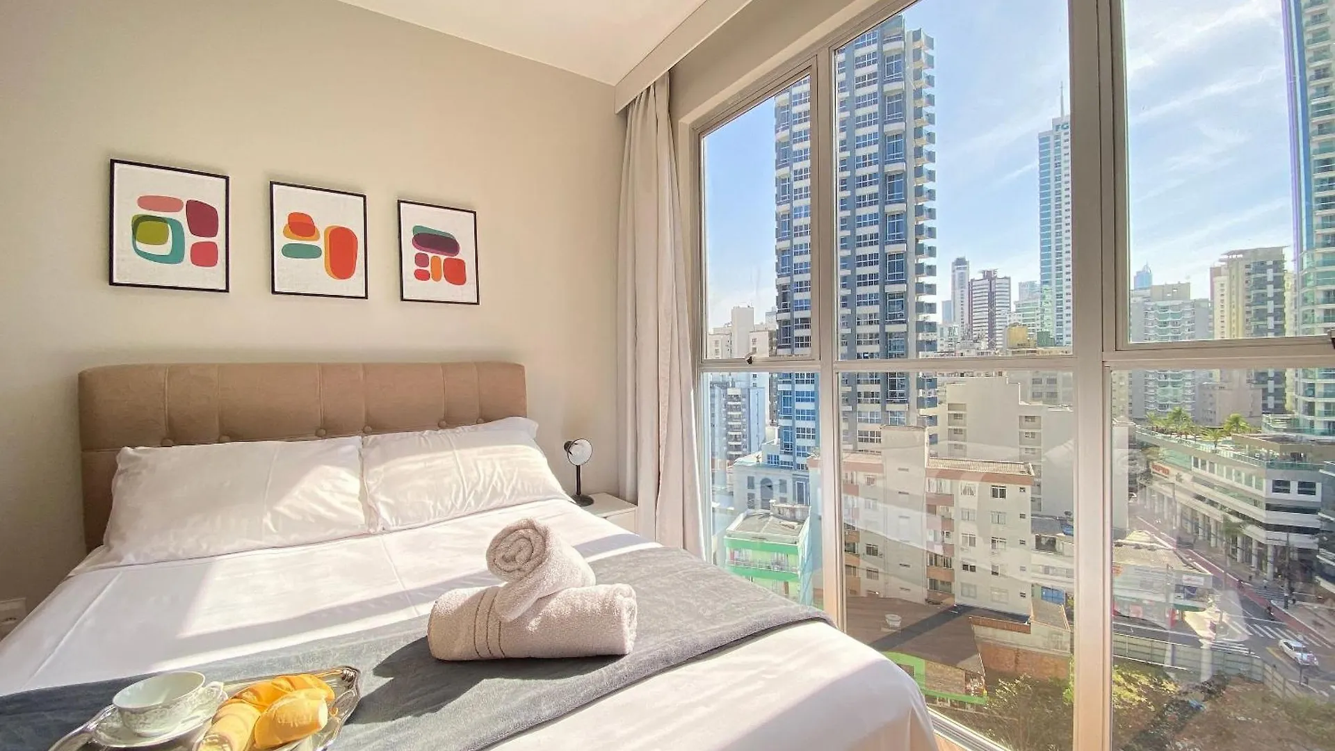 Prg82 - Climatizado, 3 Dorm, Prox Av Brasil, Amplo Apartamento Balneário Camboriú