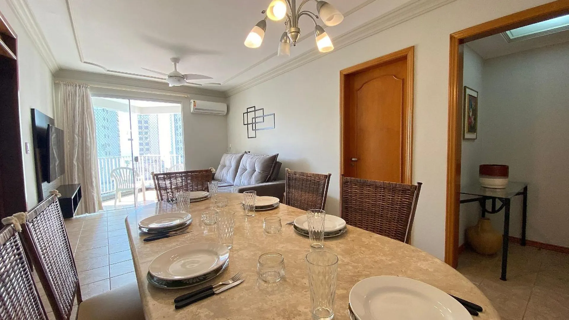 Apartamento Prg82 - Climatizado, 3 Dorm, Prox Av Brasil, Amplo Balneário Camboriú